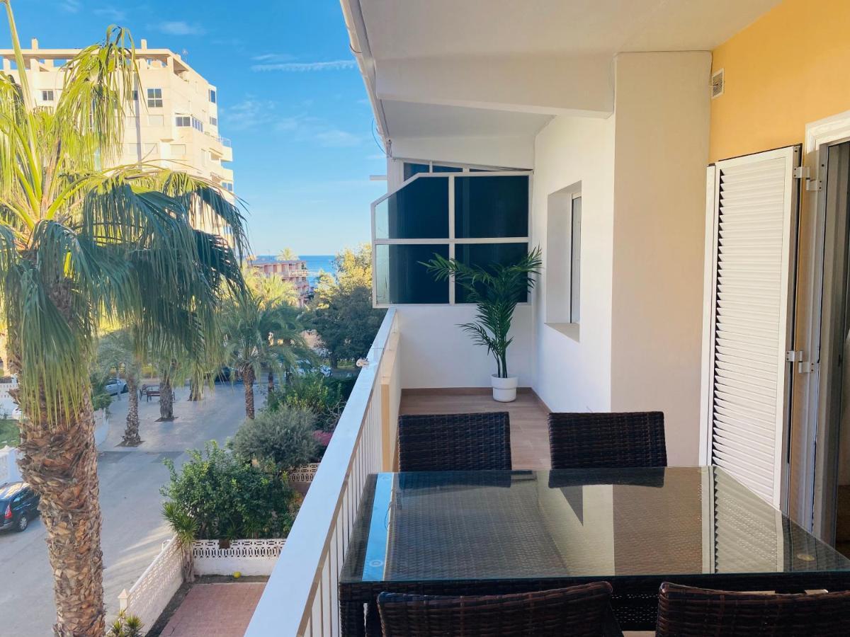 Amplio Apartamento Con Vistas Al Mar, Parking Y Wifi 알리칸테 외부 사진